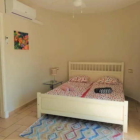 Redonda Ii Villa